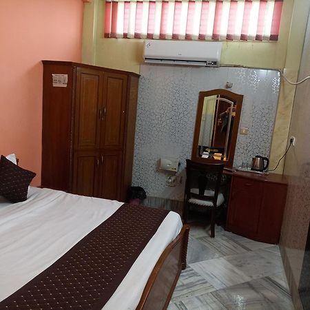 Hotel Riz Varanasi Eksteriør billede