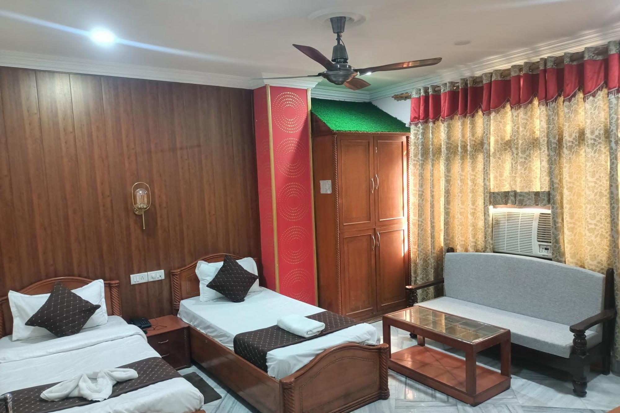 Hotel Riz Varanasi Eksteriør billede